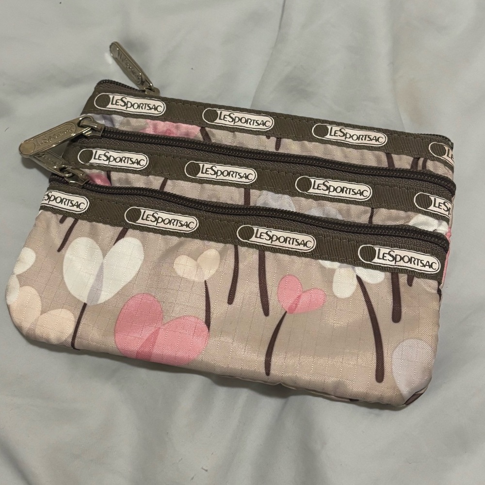 Lesportsac 3 Pocket Pouch